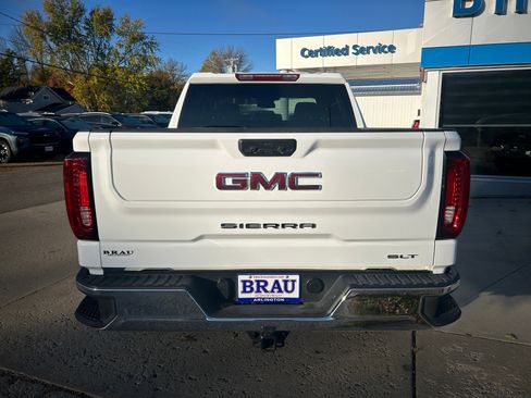 Used 2025 GMC Sierra 1500 SLT image 6