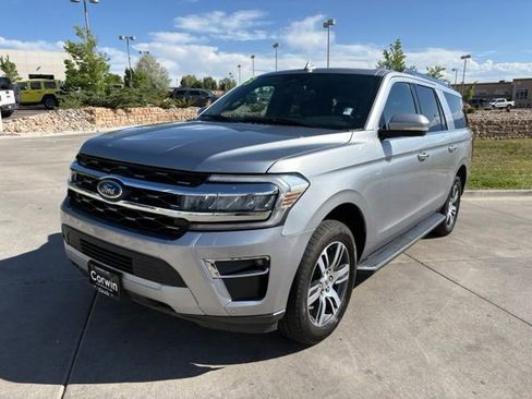 Used 2023 Ford Expedition Max Limited AWD/4WD image 3