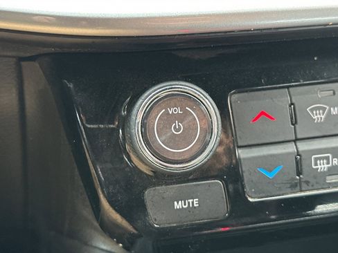 Used 2024 Jeep Compass Latitude image 31