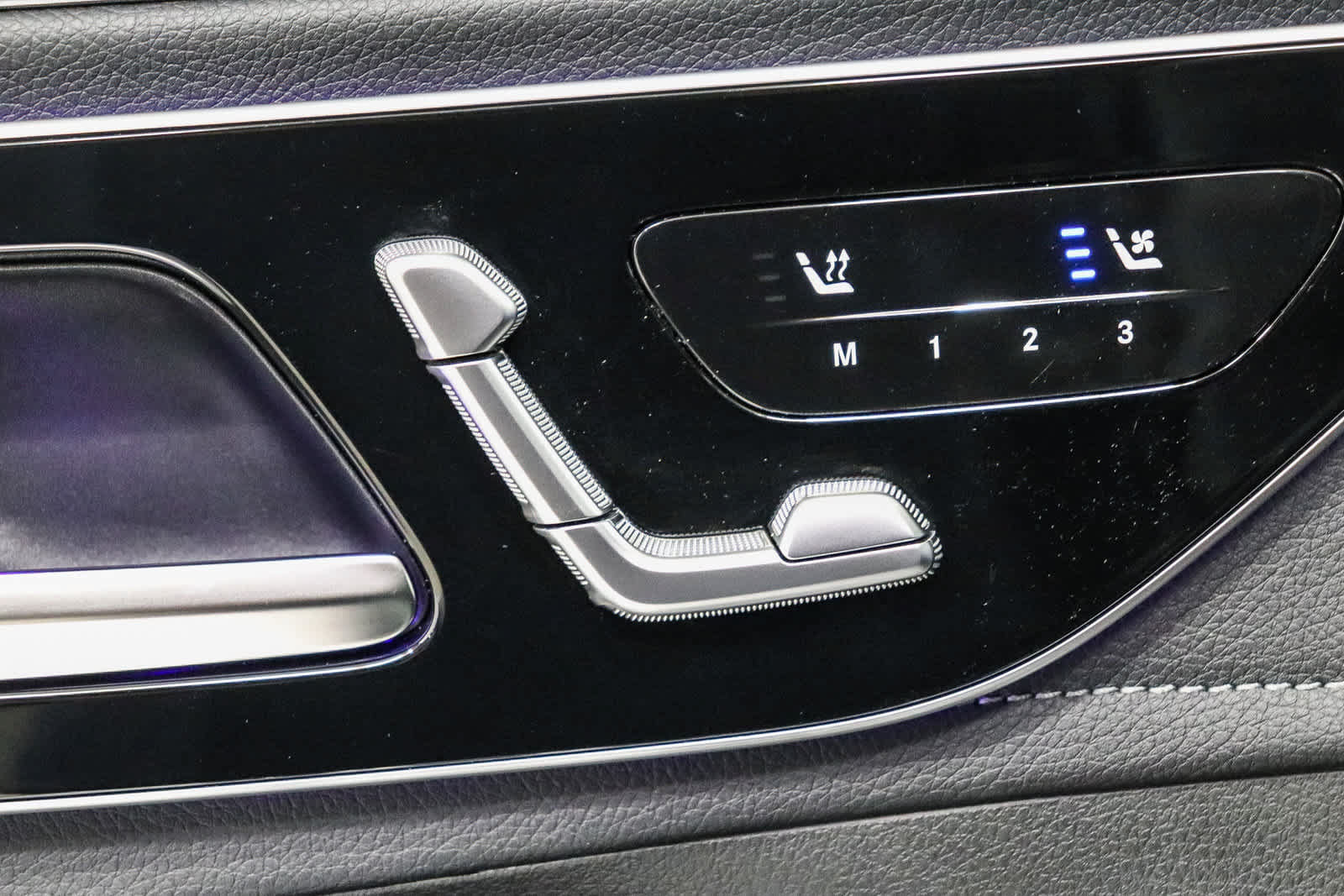Certified 2024 Mercedes-Benz EQE 350+ SUV image 24