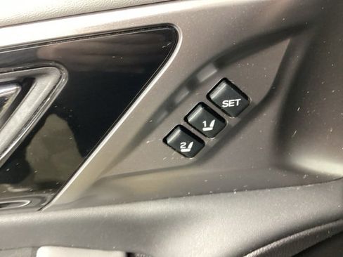 Used 2023 Subaru Outback Limited image 18