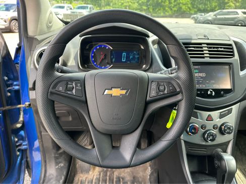 Used 2016 Chevrolet Trax LT w/ LPO, Protection Package AWD/4WD image 11