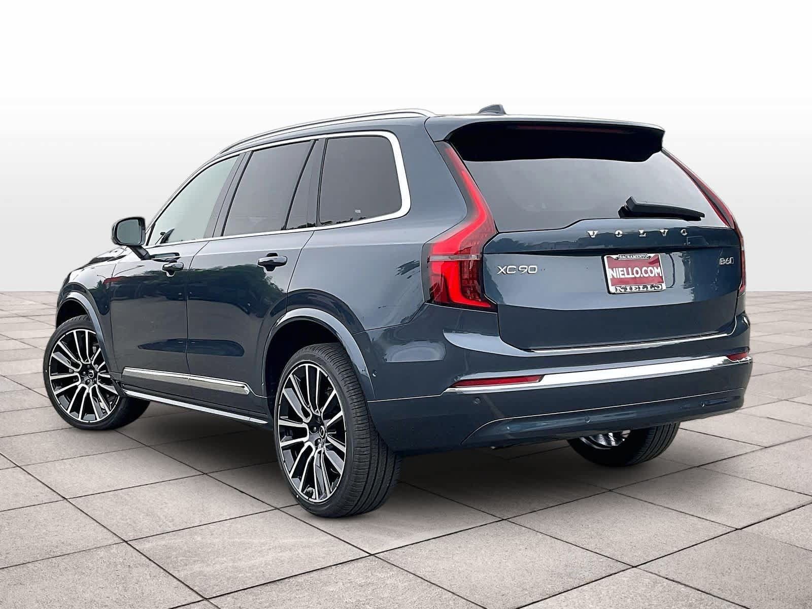 New 2027 Volvo XC90 B6 Plus AWD/4WD image 3
