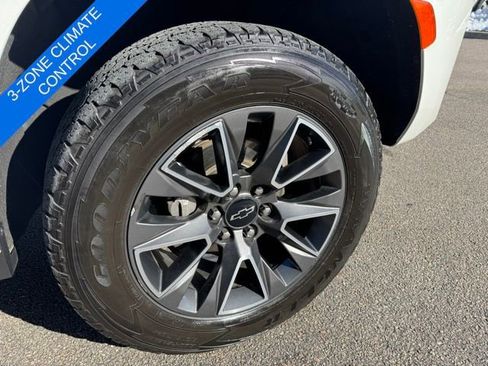 Used 2023 Chevrolet Tahoe Z71 w/ Z71 Off-Road Package image 19