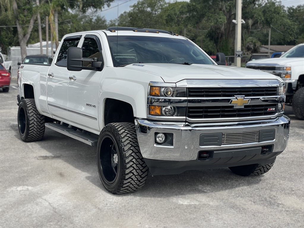 Used 2015 Chevrolet Silverado 2500 LTZ w/ Duramax Plus Package AWD/4WD image 11