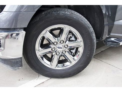 Used 2025 Ford F150 XLT w/ Equipment Group 301A Standard RWD image 29