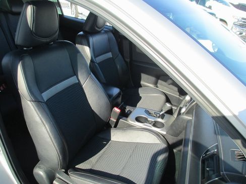 Used 2013 Toyota Camry SE image 14