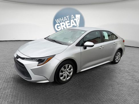 Certified 2024 Toyota Corolla LE FWD image 8