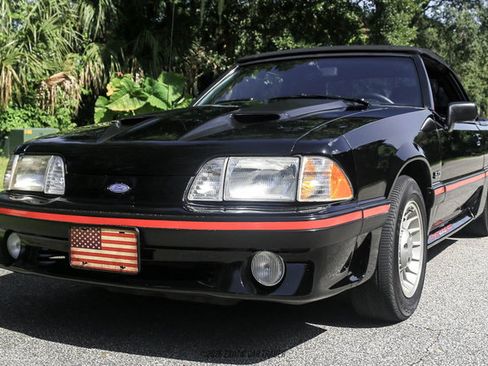 Used 1988 Ford Mustang GT RWD image 18