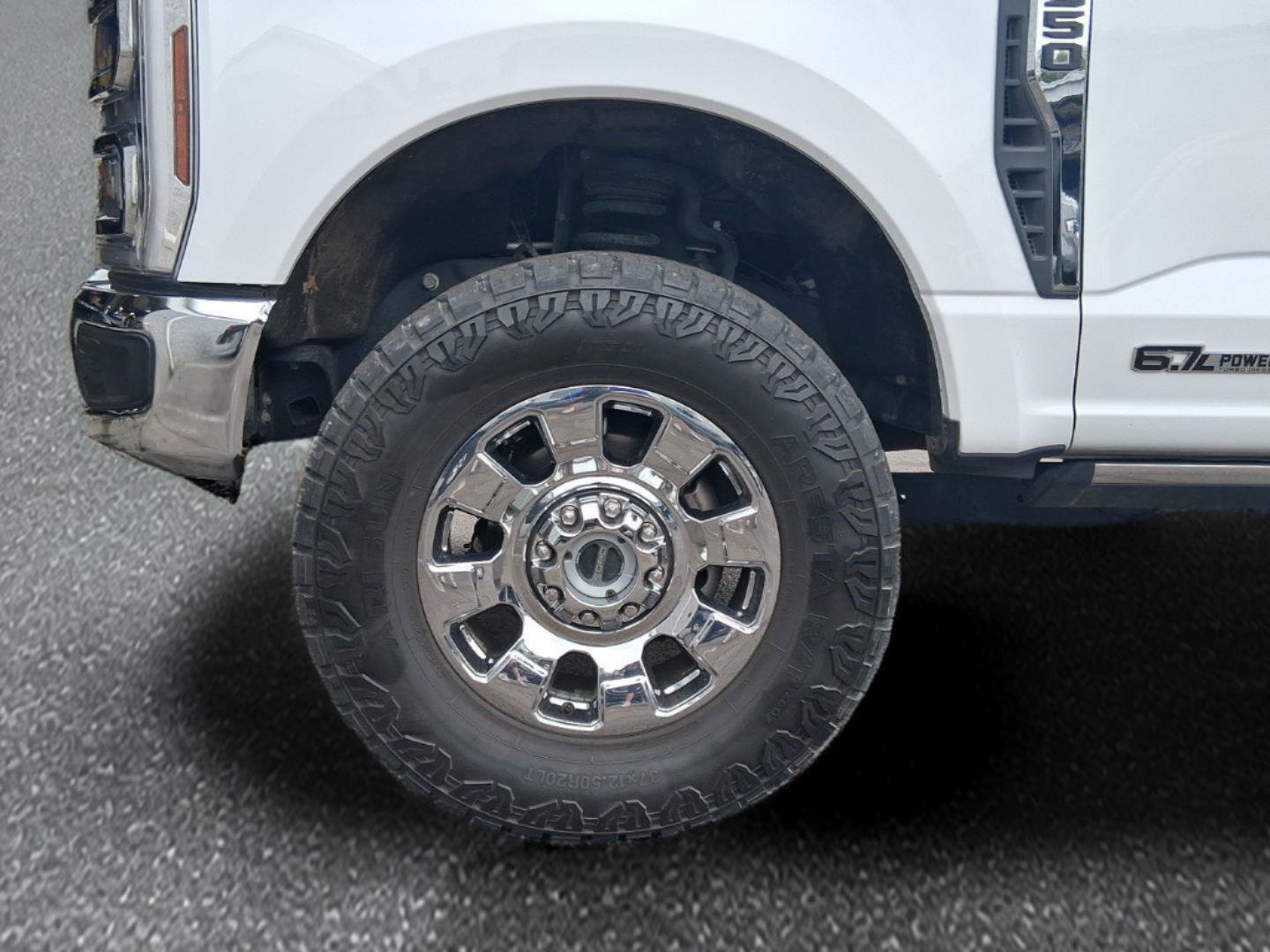 Used 2024 Ford F350 Lariat w/ Chrome Package AWD/4WD image 8