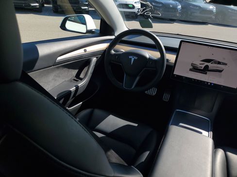Used 2022 Tesla Model 3 Performance image 20