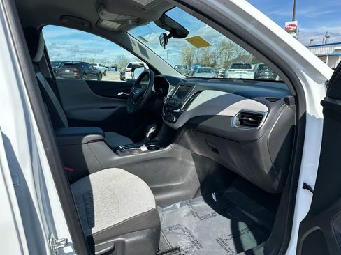 Used 2023 Chevrolet Equinox LT AWD/4WD image 19