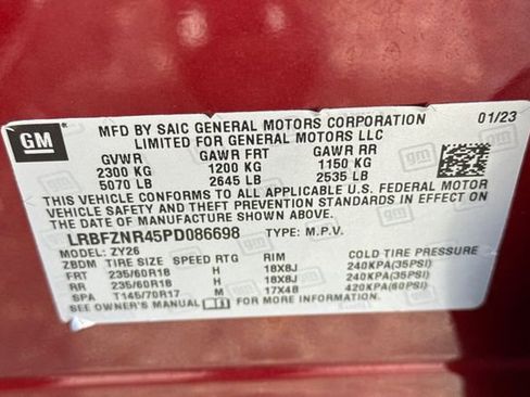 Used 2023 Buick Envision Essence FWD image 57