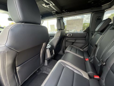 New 2026 Ford Bronco Outer Banks AWD/4WD image 18
