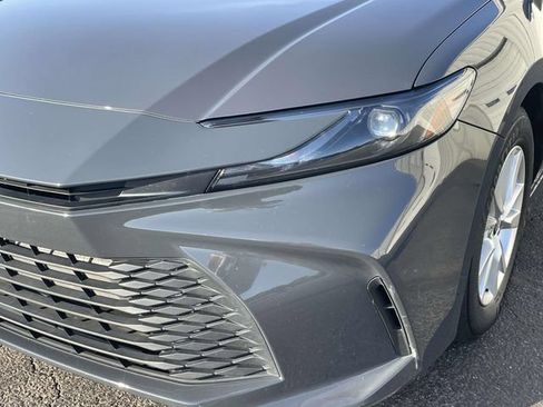 Used 2025 Toyota Camry LE FWD image 5
