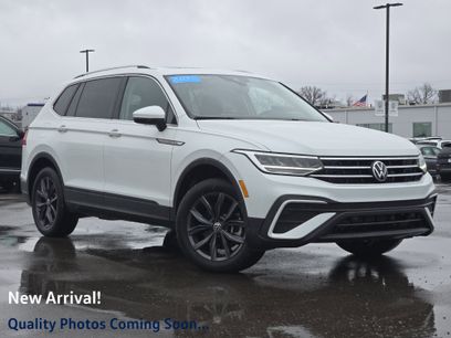 Certified 2023 Volkswagen Tiguan SE w/ Panoramic Sunroof Package
