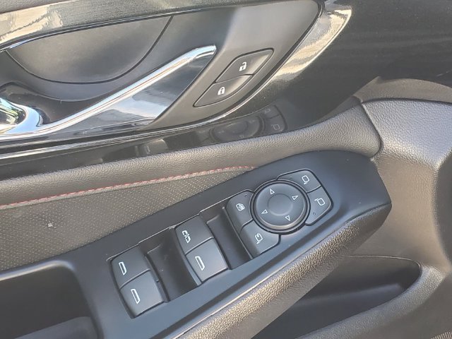 Used 2023 Chevrolet Traverse RS w/ LPO, Floor Liner Package AWD/4WD image 10