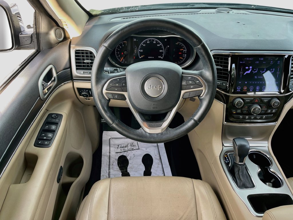 Used 2020 Jeep Grand Cherokee Limited w/ Luxury Group II RWD image 23
