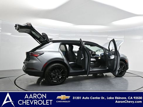 New 2026 Chevrolet Equinox EV LT image 4