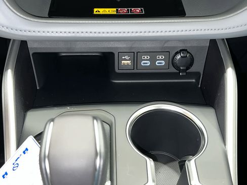 New 2026 Toyota Highlander XLE image 27