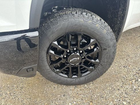 New 2026 Chevrolet Silverado 2500 Custom w/ Custom Value Package image 13