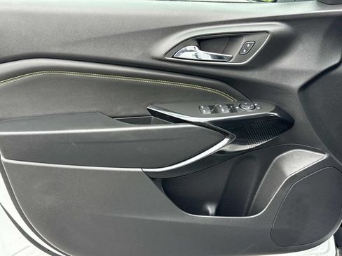 New 2026 Chevrolet Trax LT w/ Driver Confidence Package FWD image 10