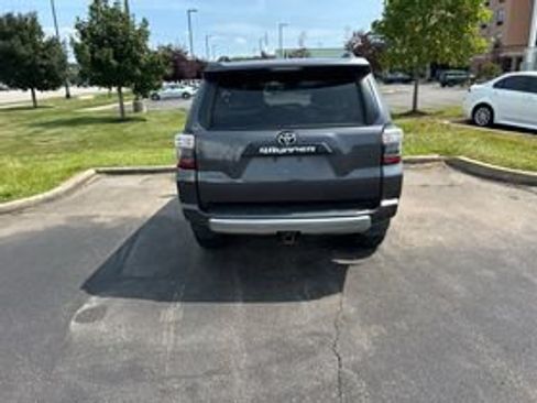 Used 2021 Toyota 4Runner TRD Off-Road Premium AWD/4WD image 4