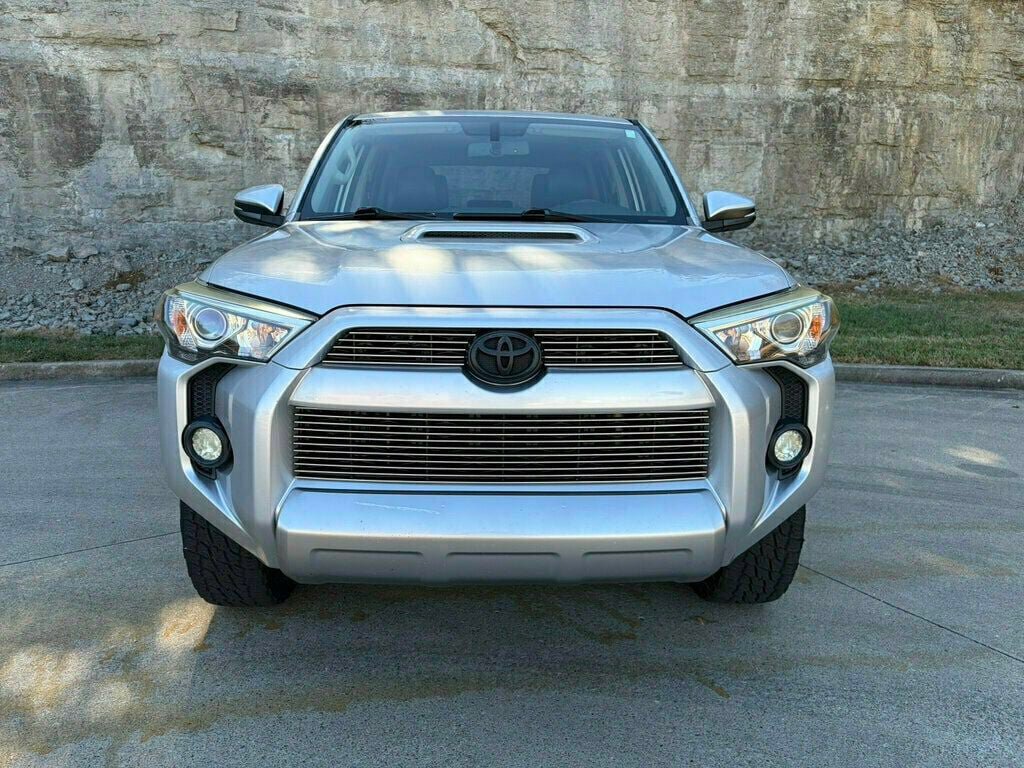 Used 2016 Toyota 4Runner Trail Premium AWD/4WD image 7