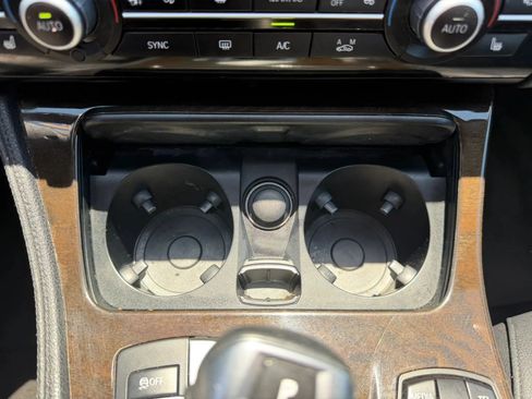 Used 2014 BMW 528i xDrive Sedan AWD/4WD image 26