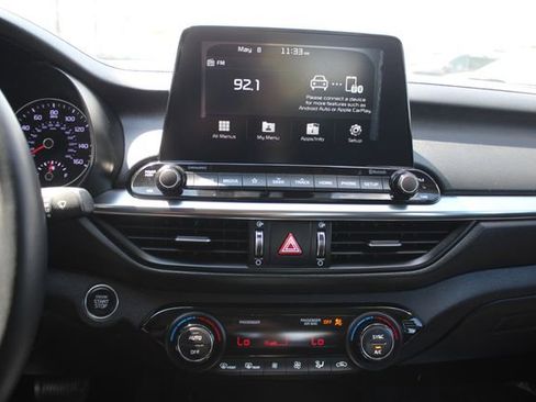 Certified 2020 Kia Forte EX FWD image 4