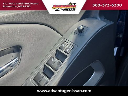 Used 2023 Nissan Frontier SV w/ SV Premium Package AWD/4WD image 10