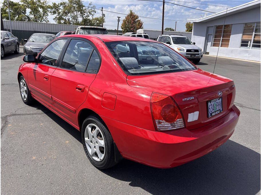 Used 2005 Hyundai Elantra GLS FWD image 3