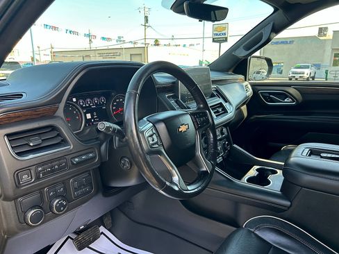 Used 2021 Chevrolet Tahoe Premier w/ Premium Package RWD image 9