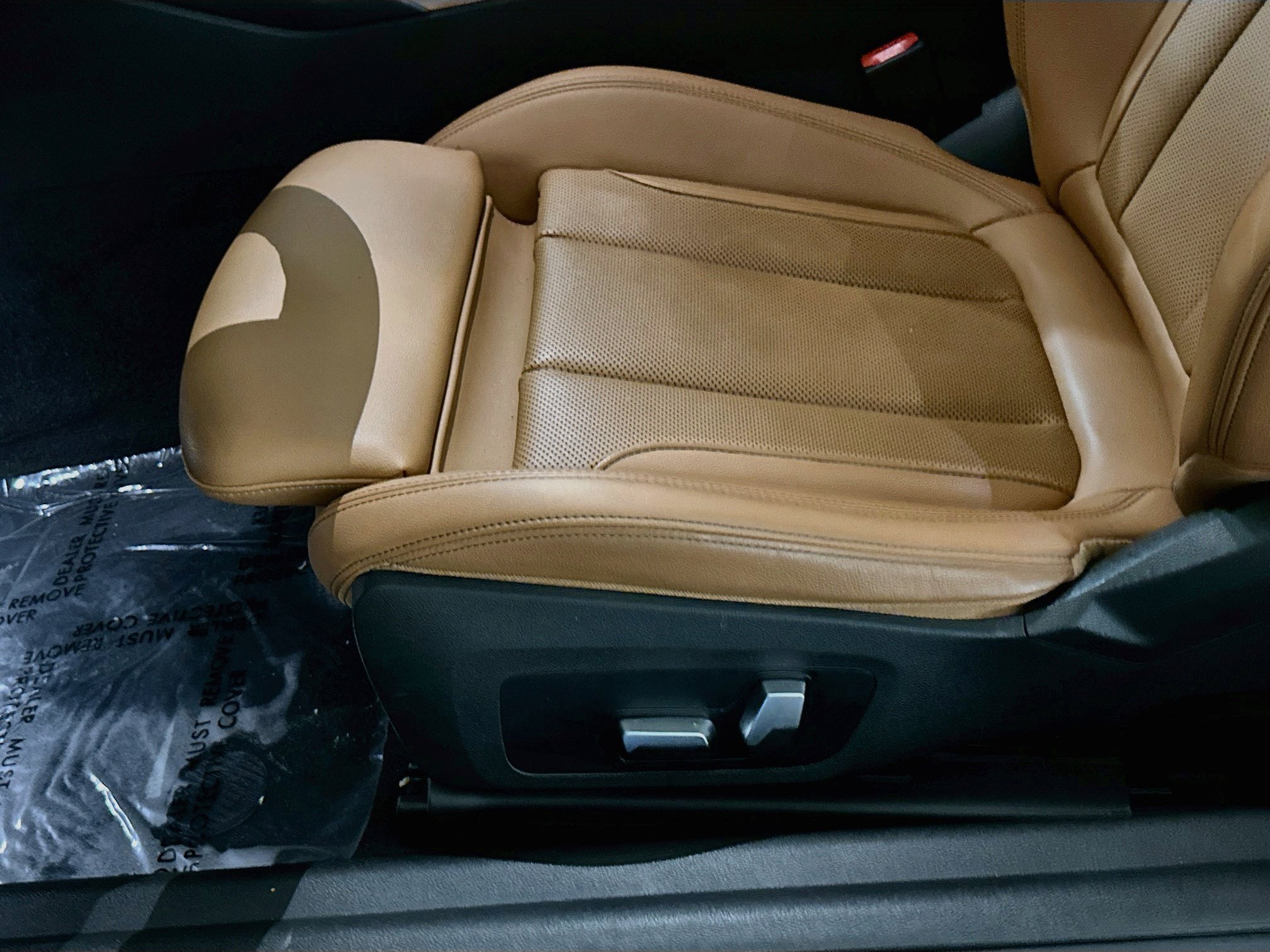 Used 2022 BMW 230i Coupe w/ M Sport Package RWD image 17