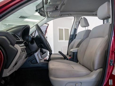 Used 2016 Subaru Forester 2.5i Premium AWD/4WD image 11