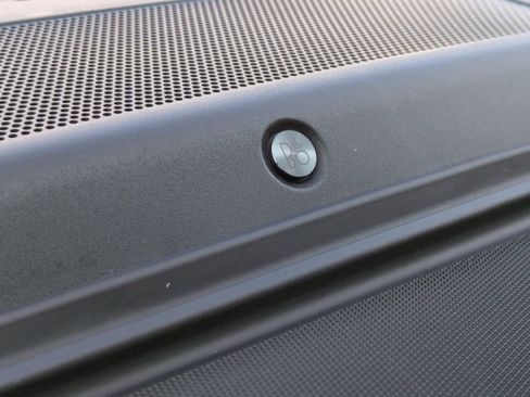 Used 2021 Ford F150 Platinum w/ FX4 Off-Road Package image 31