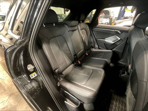 Certified 2022 Audi Q3 2.0T Premium image 27