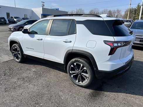 New 2026 Chevrolet Equinox RS w/ Convenience Package III AWD/4WD image 3