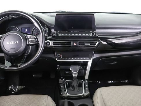 Used 2023 Kia Seltos EX image 34