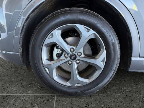 Certified 2024 Ford Escape ST-Line image 20