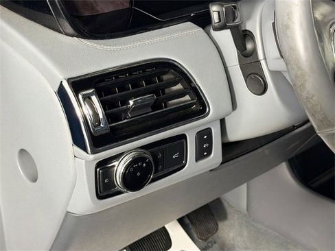 Used 2018 Lincoln Navigator Reserve w/ Technology Package image 10