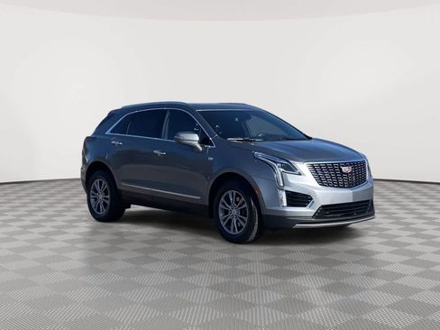 Used 2023 Cadillac XT5 Premium Luxury image 2