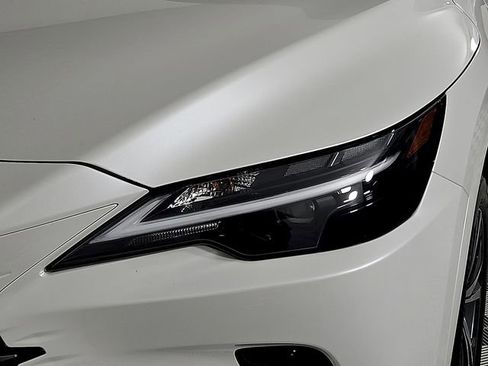 Used 2025 Lexus RX 350 Premium w/ Accessory Package (Z1) FWD image 10