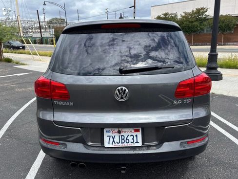 Used 2014 Volkswagen Tiguan S FWD image 6