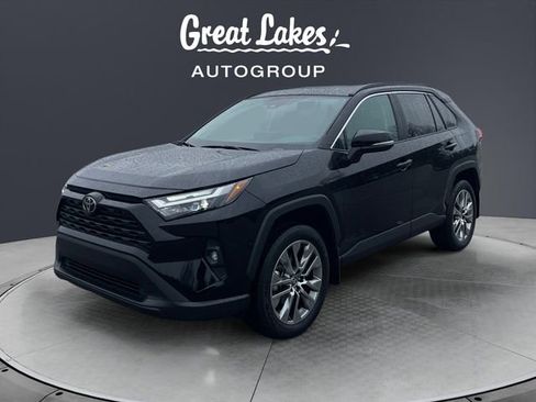 Used 2023 Toyota RAV4 XLE Premium image 1