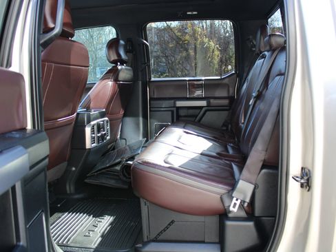 Used 2017 Ford F250 Platinum w/ Platinum Ultimate Package image 19