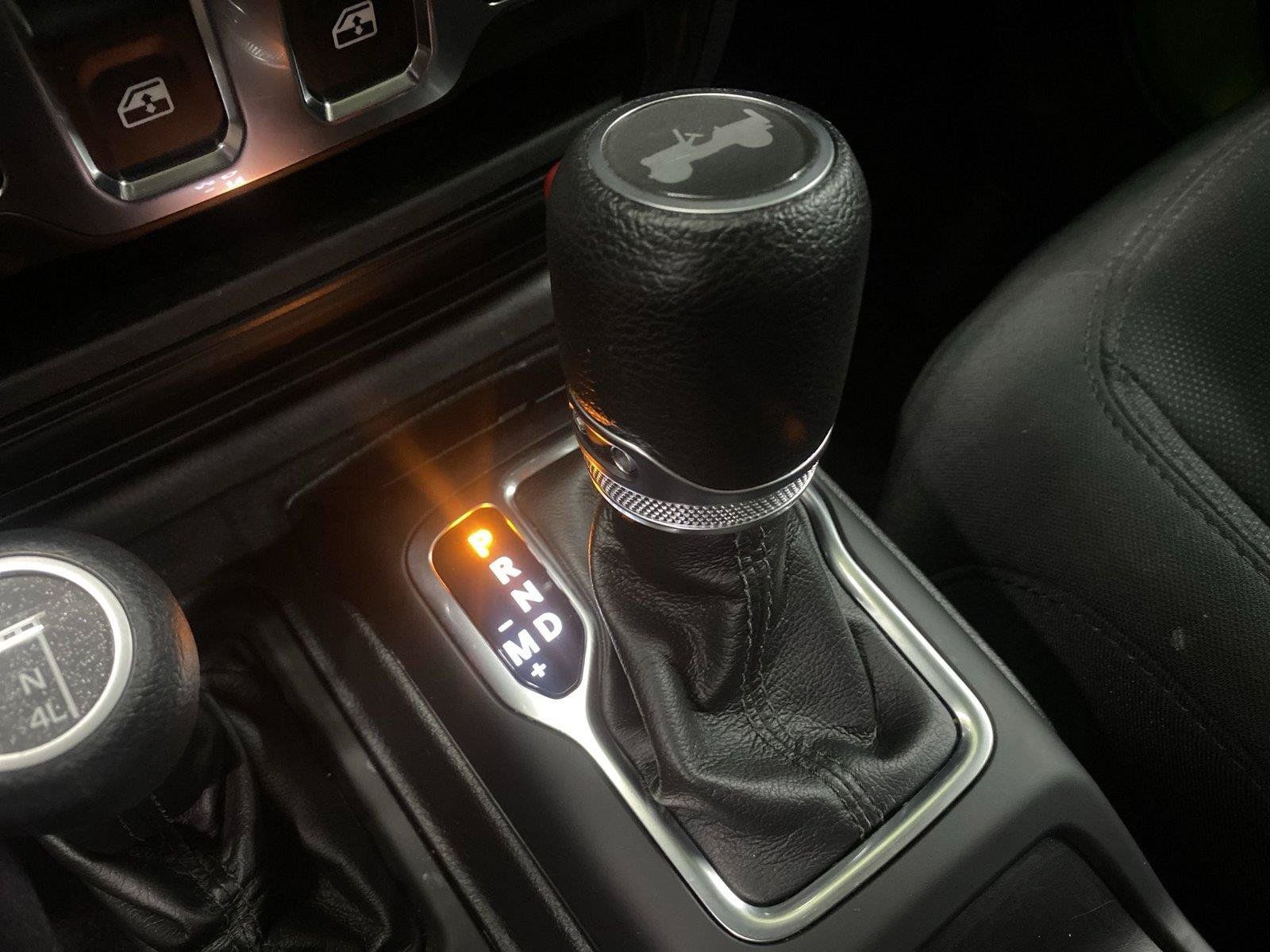 Used 2021 Jeep Wrangler Sport AWD/4WD image 25