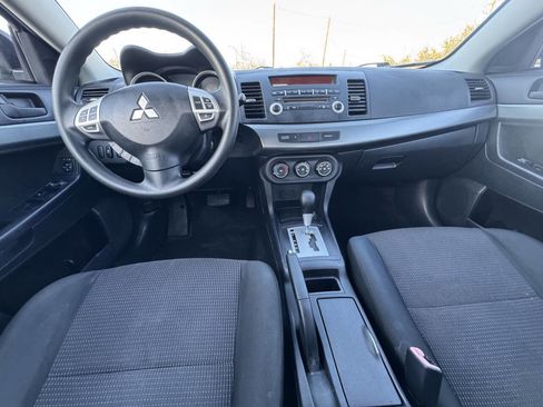 Used 2011 Mitsubishi Lancer ES image 9