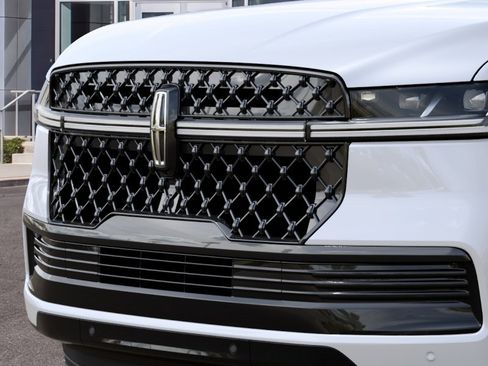 New 2027 Lincoln Navigator L Reserve w/ Jet Appearance Package AWD/4WD image 42