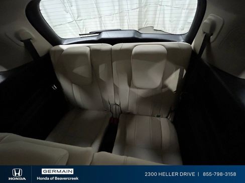 Used 2022 Mercedes-Benz GLB 250 4MATIC image 29